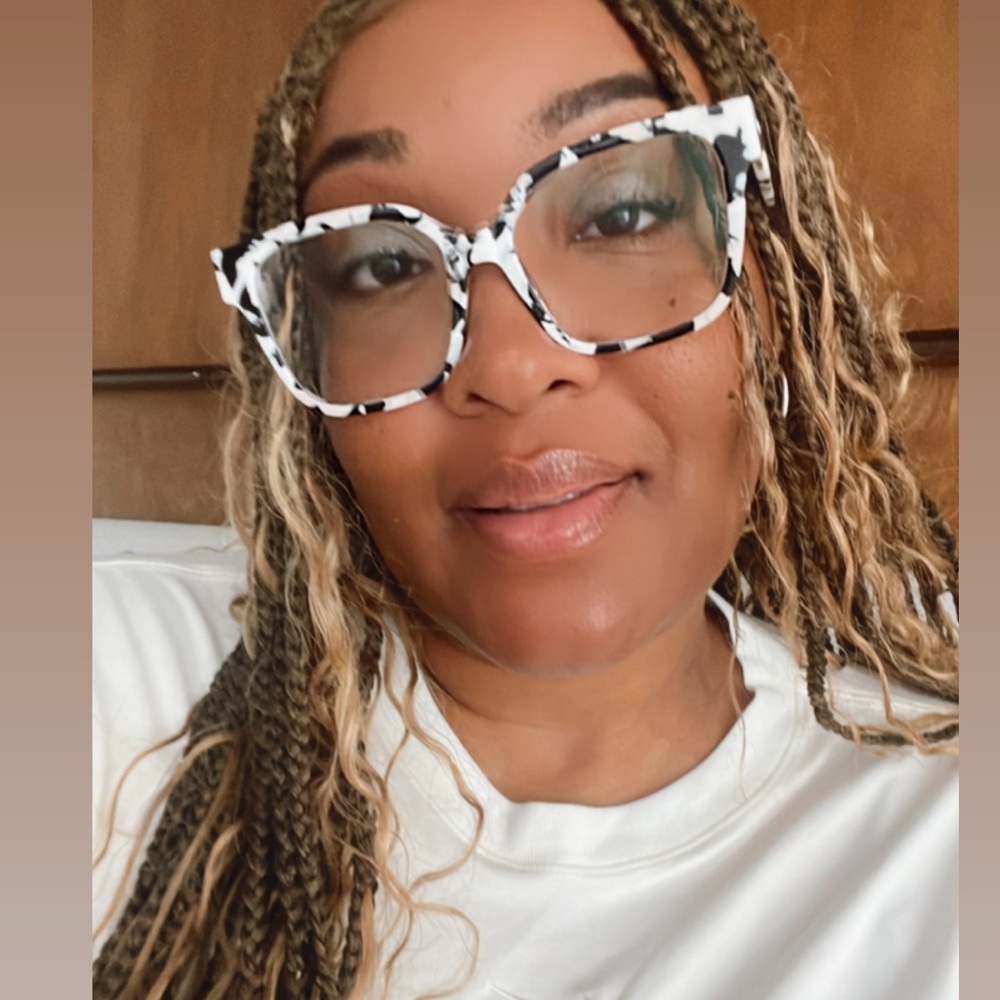 Meet your Posher, Trinita